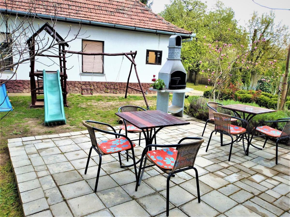 Rooms Masa Palics Kültér fotó