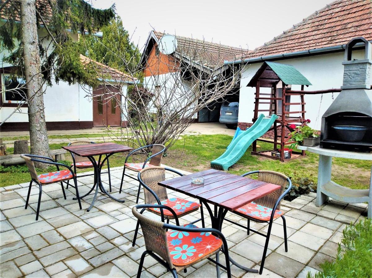 Rooms Masa Palics Kültér fotó